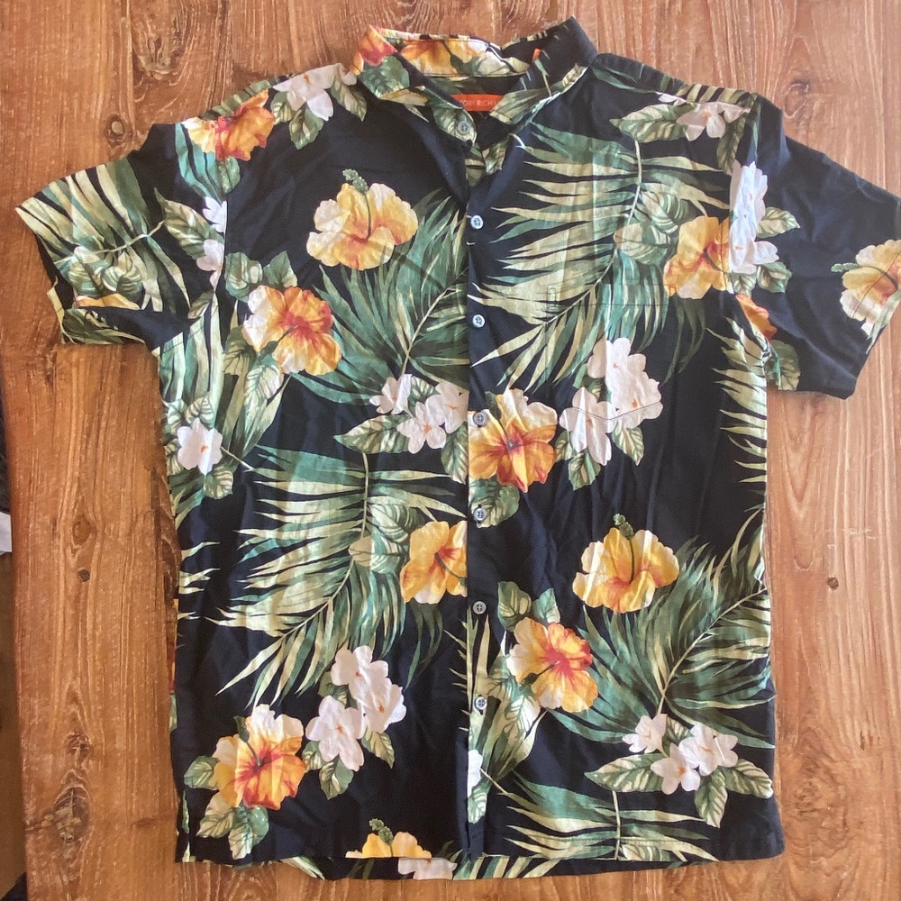 Tori Richard Short-sleeved Button-Up, Size L